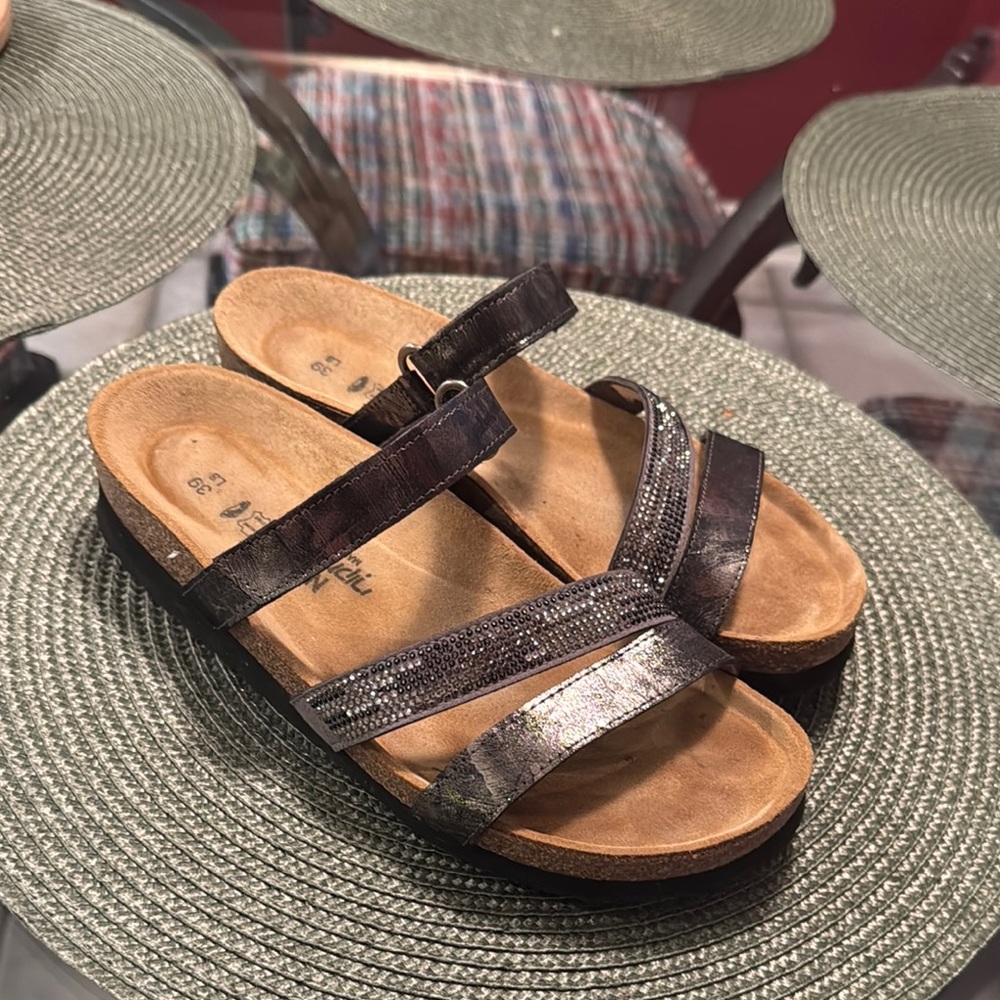Women's Grey Sandals